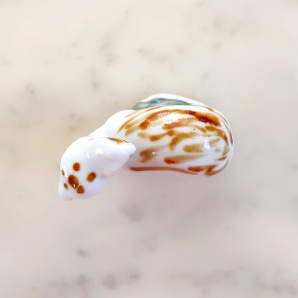 NWOT. Vintage Handmade Porcelain Ceramic Deer. - Picture 4 of 5